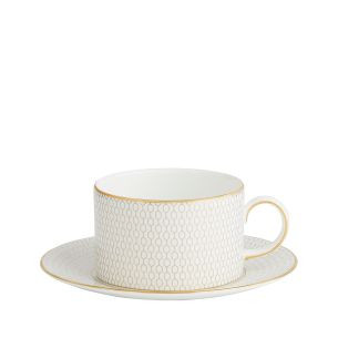 40007548 Filiżanka ze spodkiem do herbaty biała Gio Gold Wedgwood